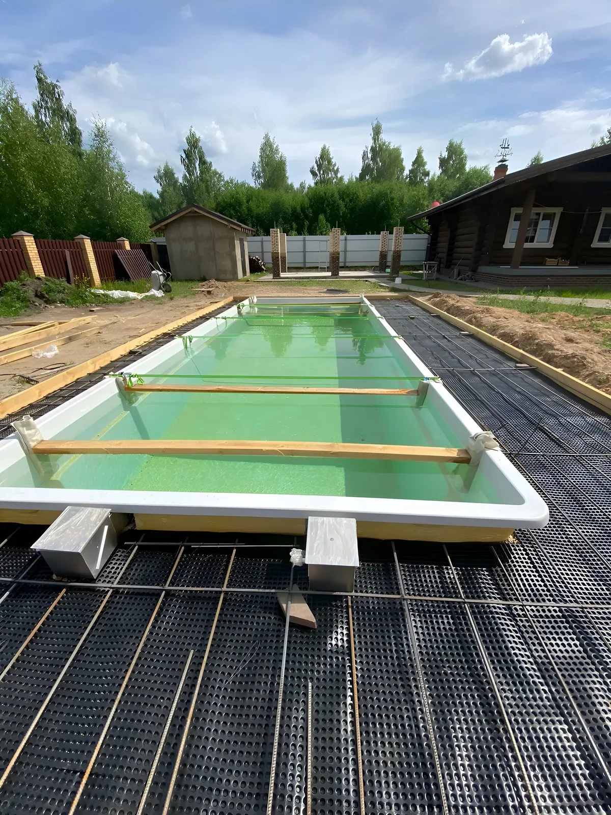 Laguna 9 — вечернее освещение в Коврове